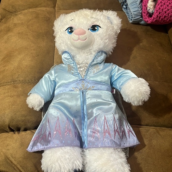 Build a Bear Frozen 2 Elsa Singing Disney 18” plush w/ Dress - Picture 1 of 5